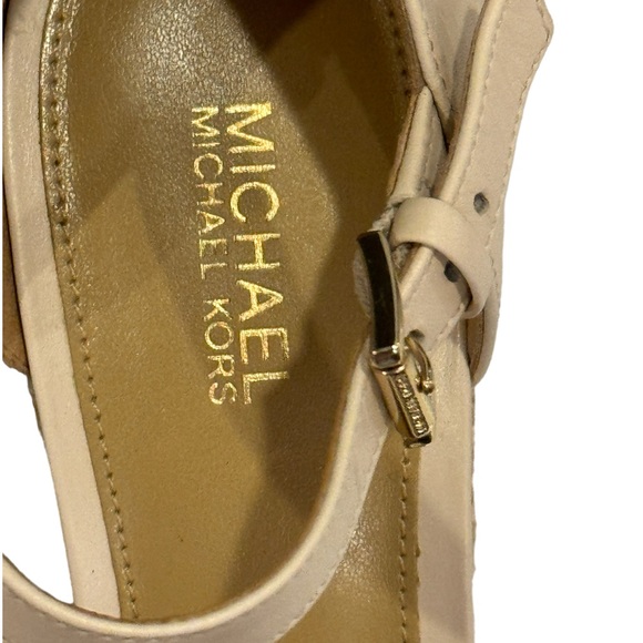MICHAEL KORS ESPADRILLE WEDGE SANDAL VERY GENTLY USED ONLY ONE TIME SEE PICS - Picture 7 of 7